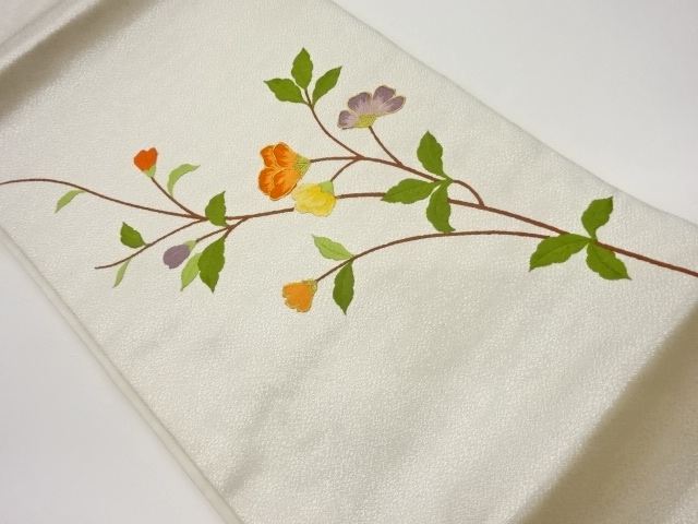 枝葉に花模様刺繍名古屋帯